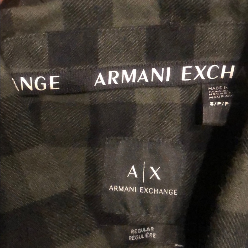 Button down - Picture 2 of 2